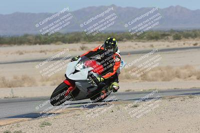 media/Oct-02-2025-Racers Edge (Thu) [[2c91cb6ab3]]/3-B Group/Session 1-Turn 9 Inside (1020am)/